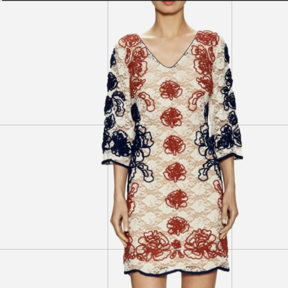 Elegant Lace Dress with Floral Patterns